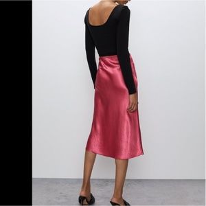 Babaton Didot Seamless Longsleeve Crop Top